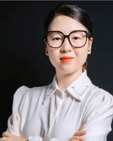 Luật sư Nhật Lệ